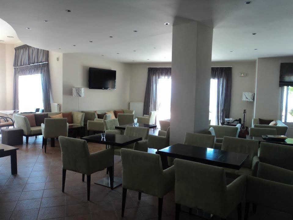 Aitheron Hotel Air Park Zervi 외부 사진